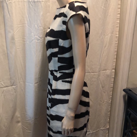 Banana Republic Linen Animal Print Dress - Picture 6 of 14